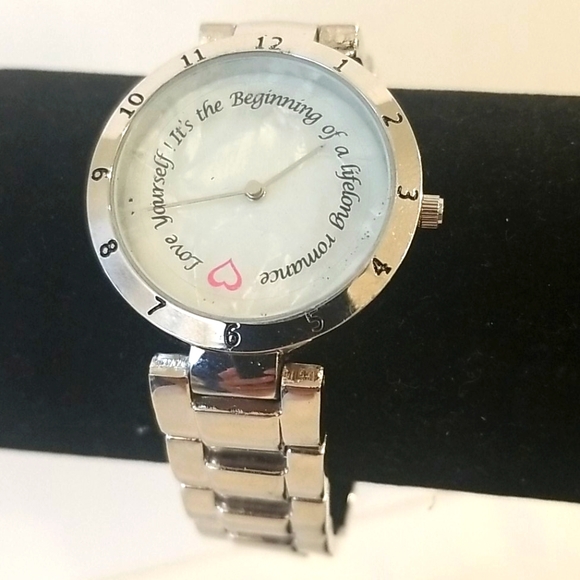 Accessories - SILVER Ladies Heart Watch Words Move as Seconds